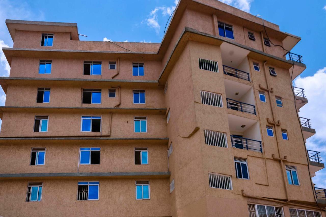 G-One Hotel Kampala Exterior photo